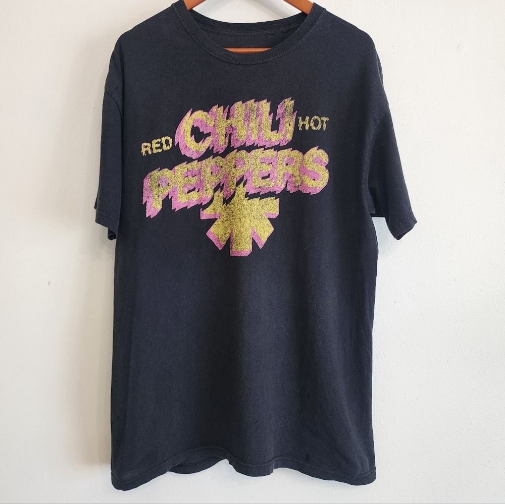 PacSun‎ Red Hot Chili Peppers RHCP Oversized Graphic Tee Faded Black